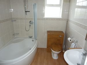 bathroom- click for photo gallery